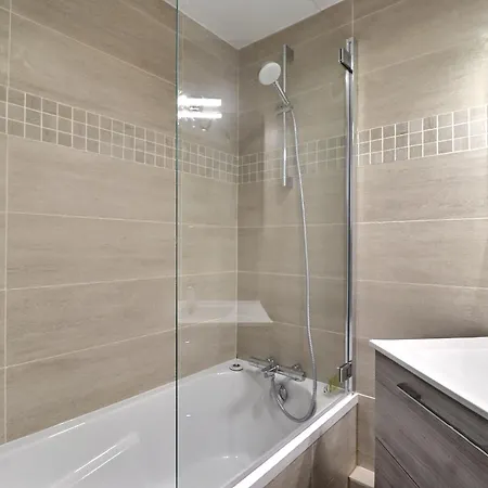 Creux De L'ours D Et C Apartman