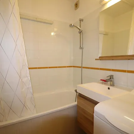 Creux De L'ours D Et C Apartman *